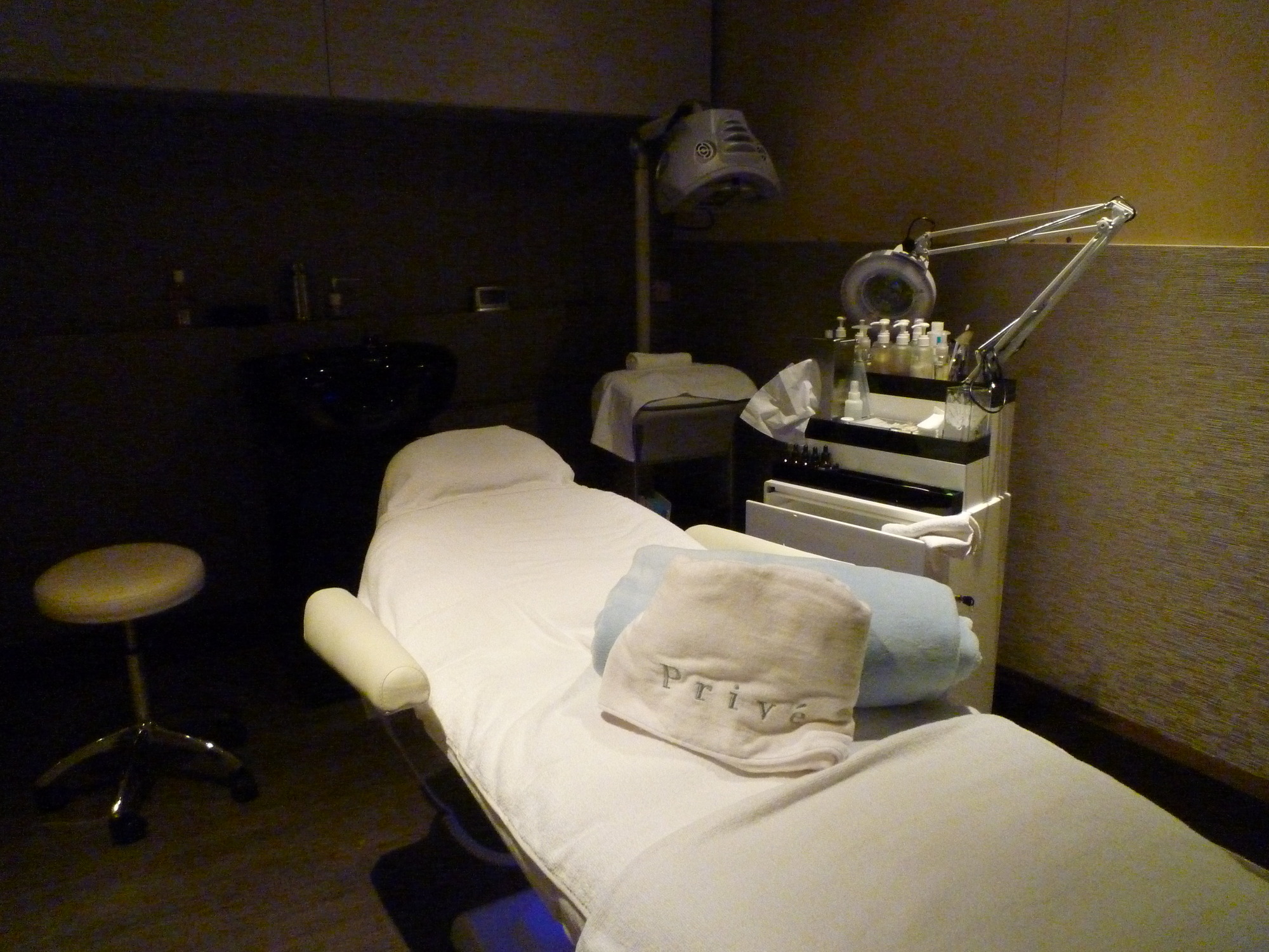 prive treatment room