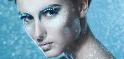 Cryolift Correct Facials to smoothen complexion and leave it tighter and rejuvenated.