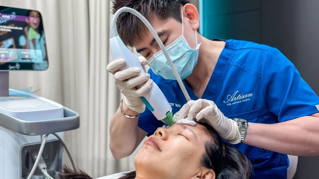 Thermage Eyes treatment with Dr Roy Soo at The Artisan Clinic.
